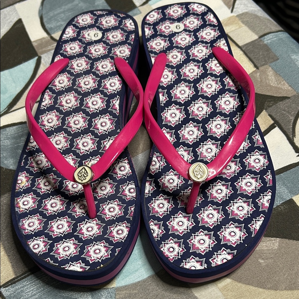 Stylish Pink and Navy Patterned Sandals for Women